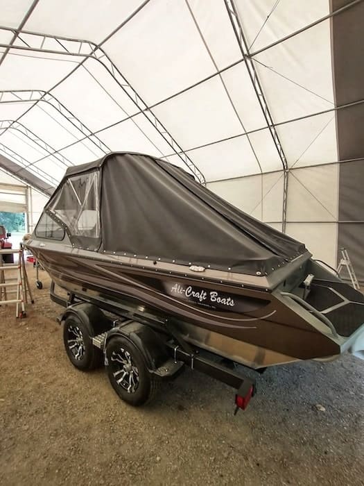 Custom-Fitted-enclosure-jet-Boat-cover-with-snaps