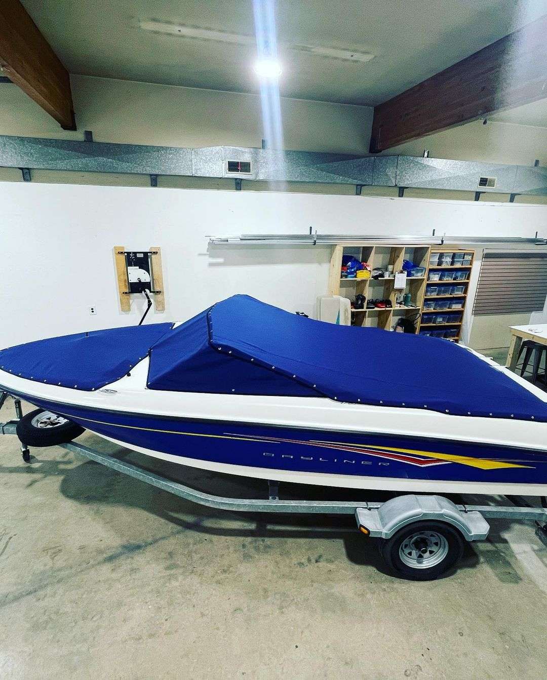 travel-boat-cover-with-inboard-motor-boat